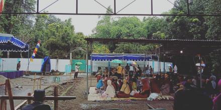 Pengajian Peletakan Batu Pertama Pembangunan Masjid di Bopongan RT 003